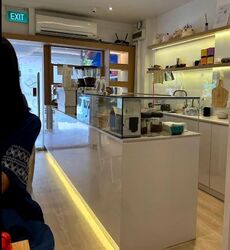 Farrer Gardens (D10), Retail #605333071